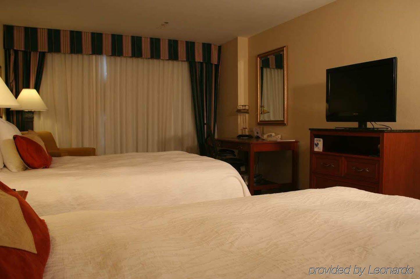 Hilton Garden Inn Oklahoma City Airport Экстерьер фото